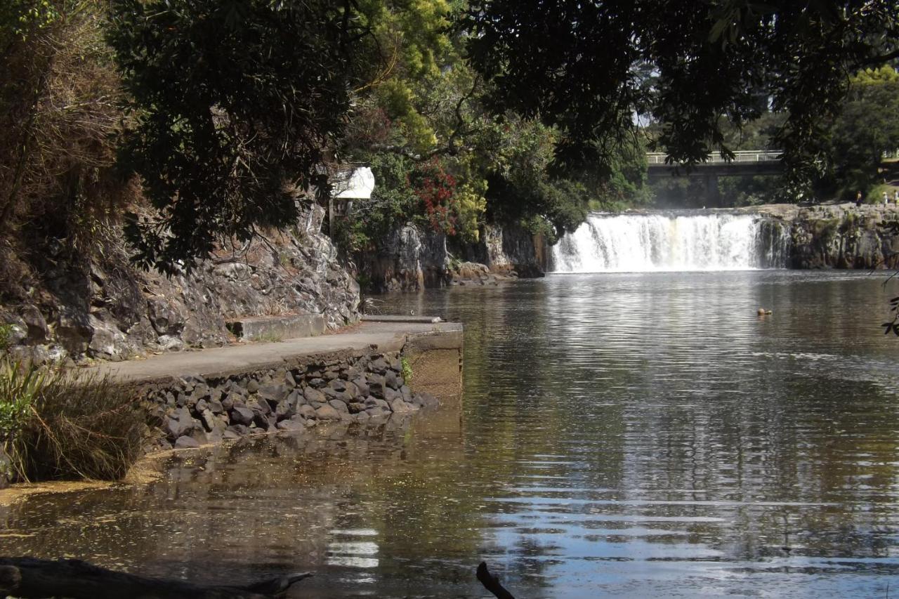 Waterfalls Estate - & Motel 3*